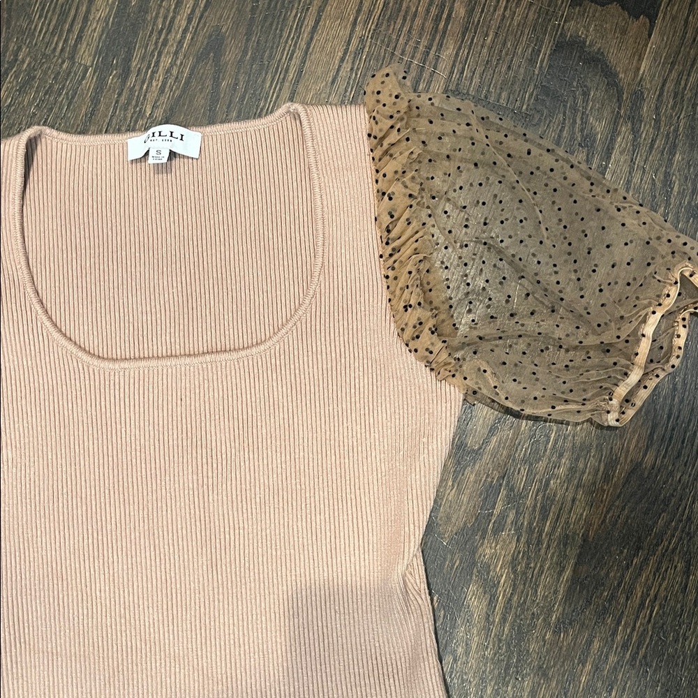 Gilli Ribbed Knit Top in Tan